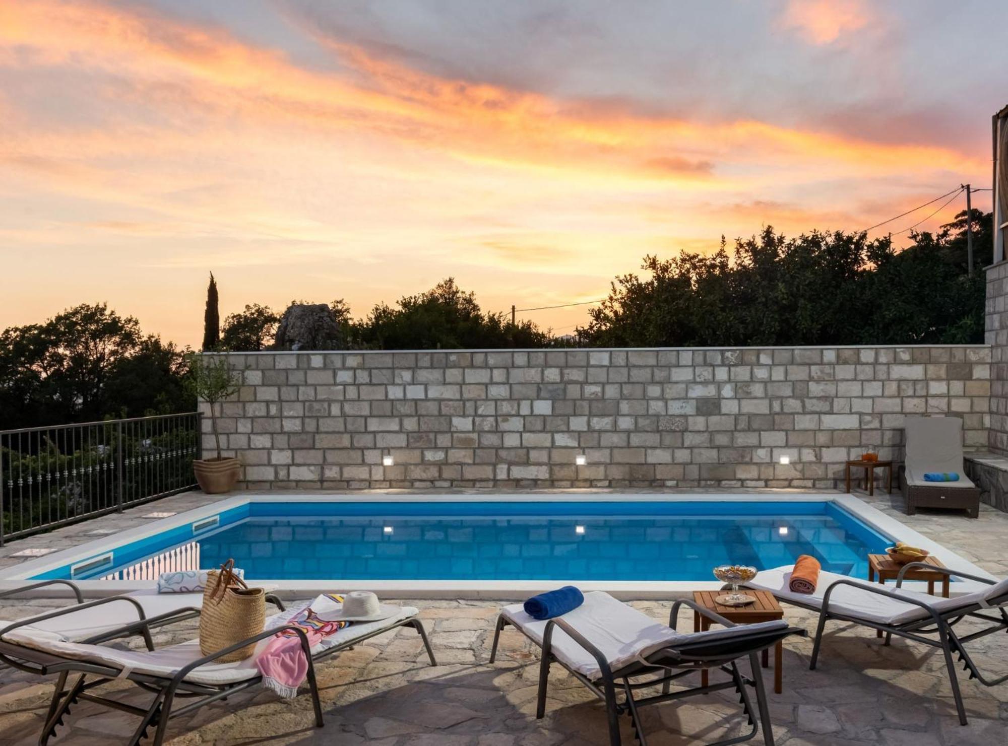 Villa Source With Private Pool Pridvorje Exteriér fotografie